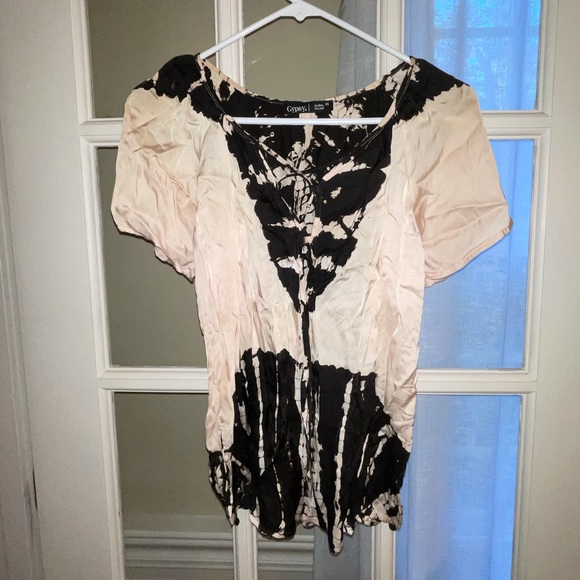 Gypsy 05 Criss Cross Tie Raglan Top - Picture 5 of 7